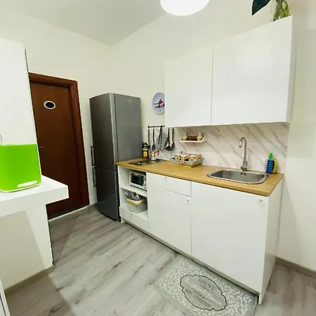 Figurari Apartamento *